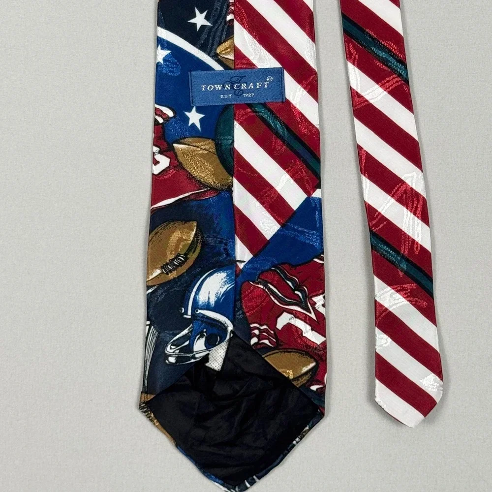 Town Craft Necktie Mens OS Blue Red Excellent Vintage Football Stars USA Made